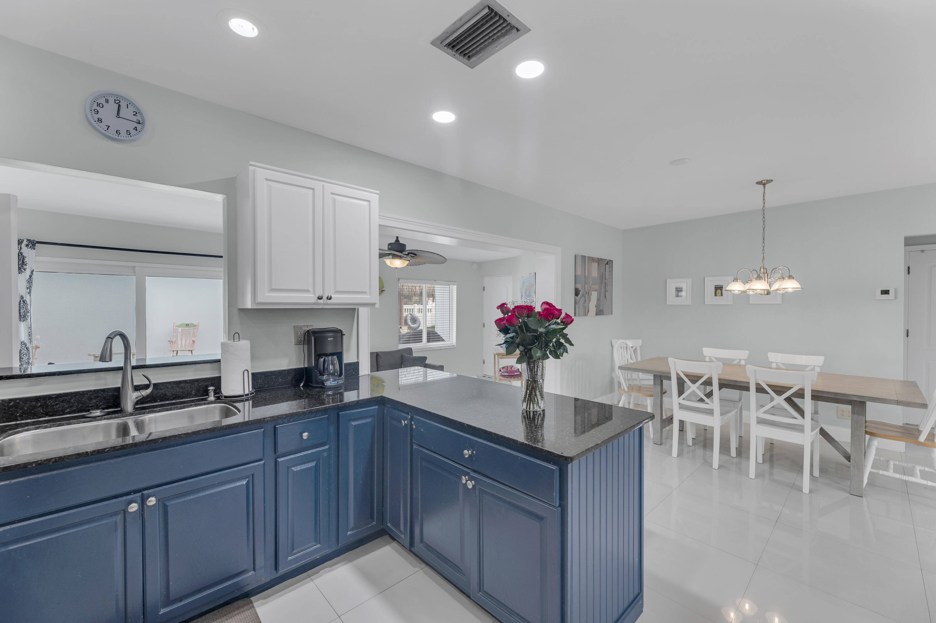 348 SE 18th Avenue