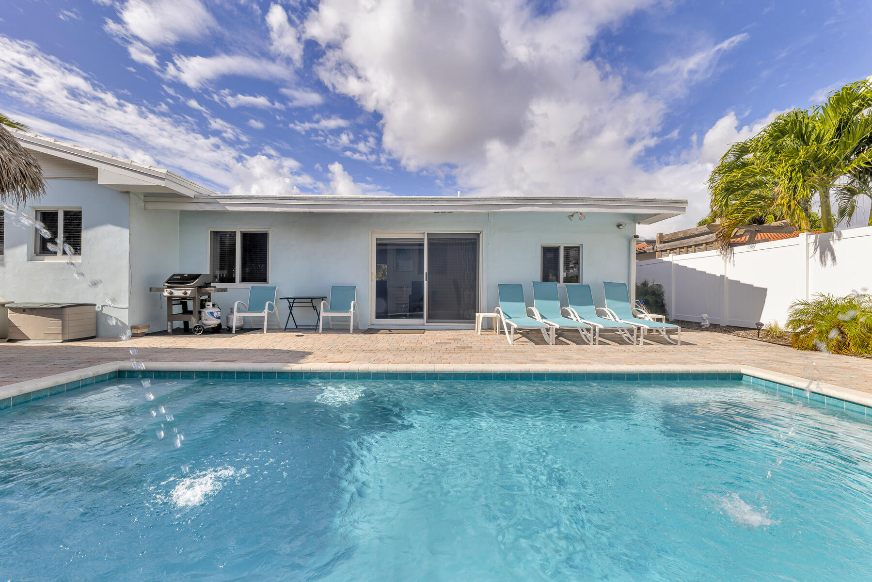 348 SE 18th Avenue