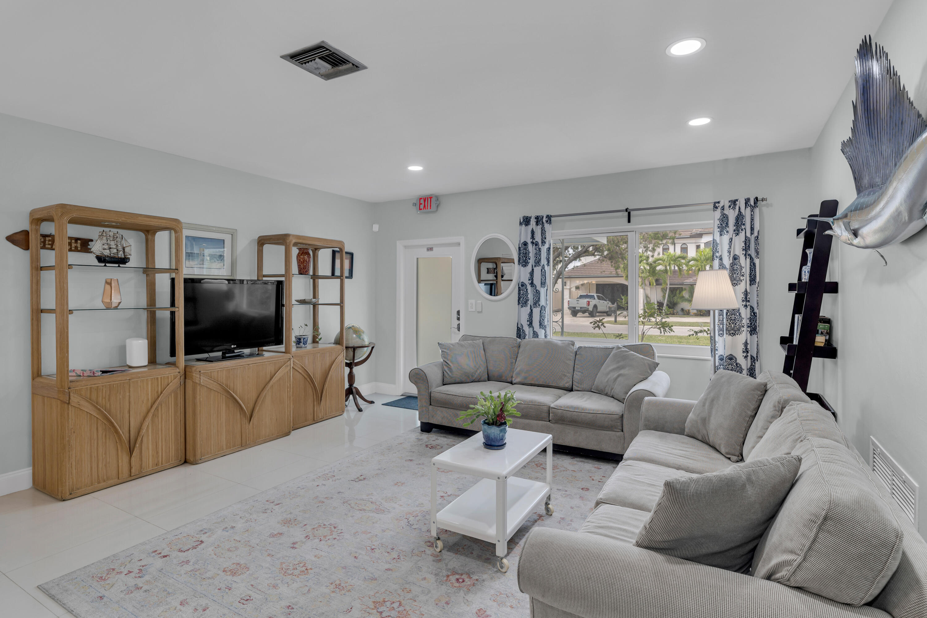 348 SE 18th Avenue