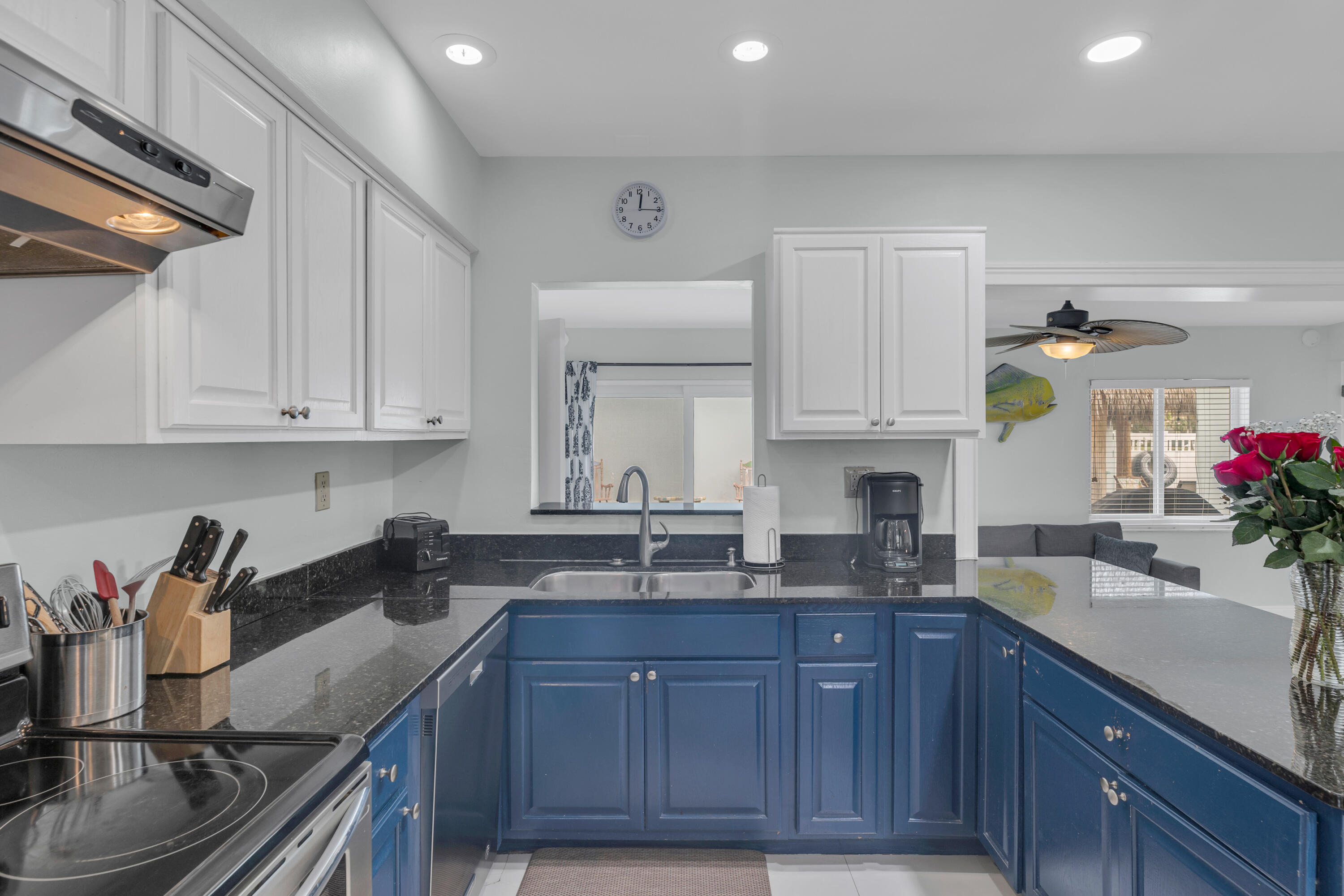 348 SE 18th Avenue