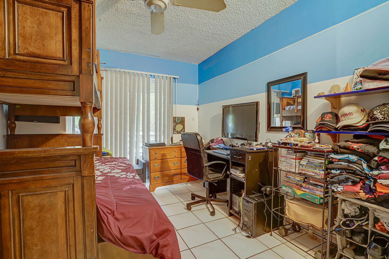 4364 NW 9th Avenue 16-3d