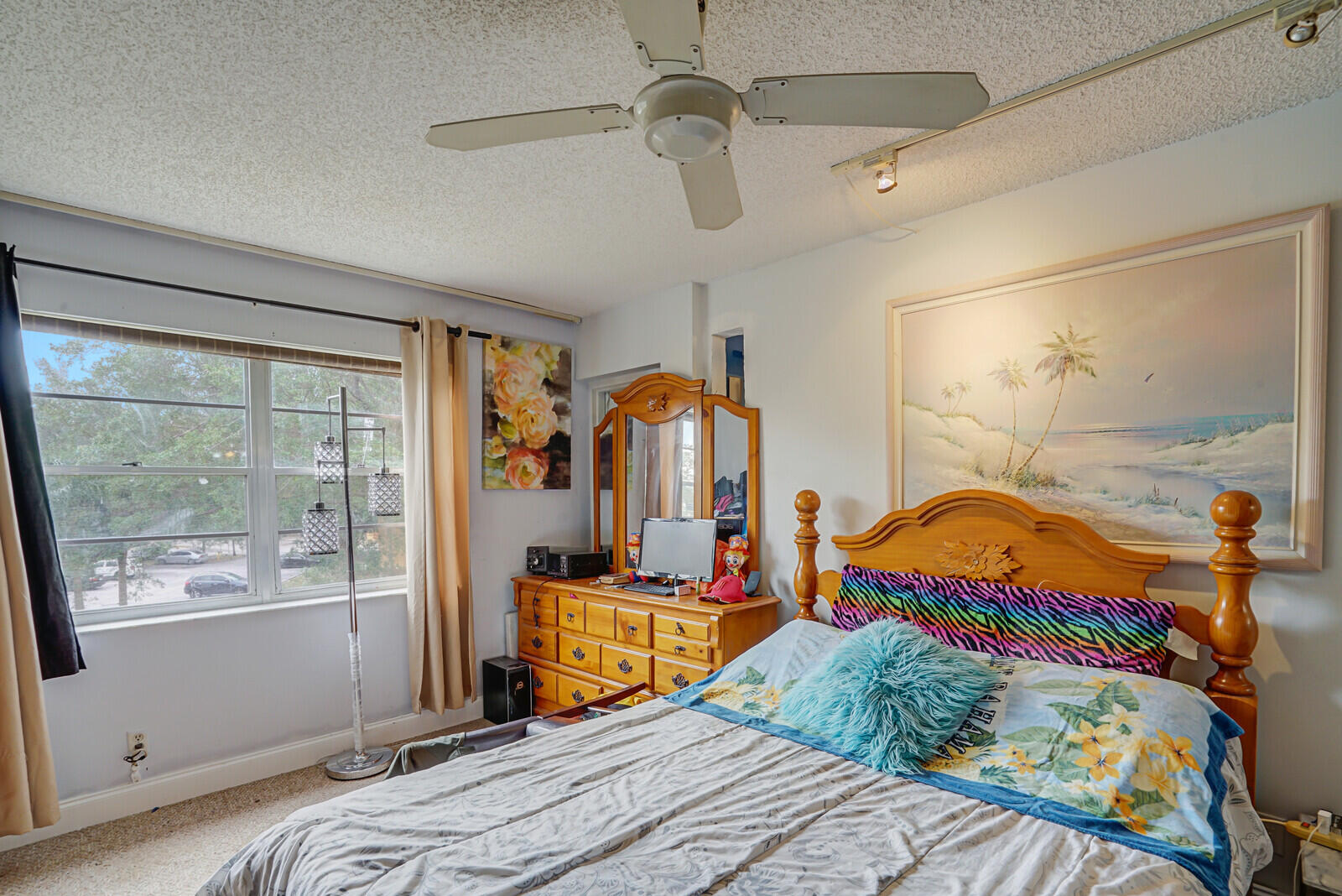 4364 NW 9th Avenue 16-3d