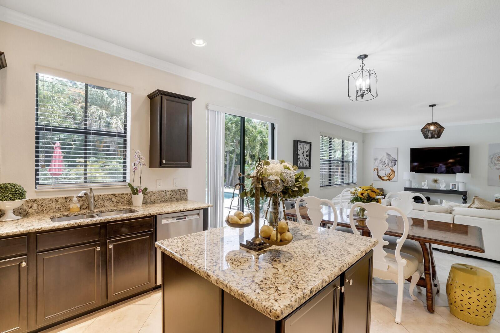 3817 Aspen Leaf Drive