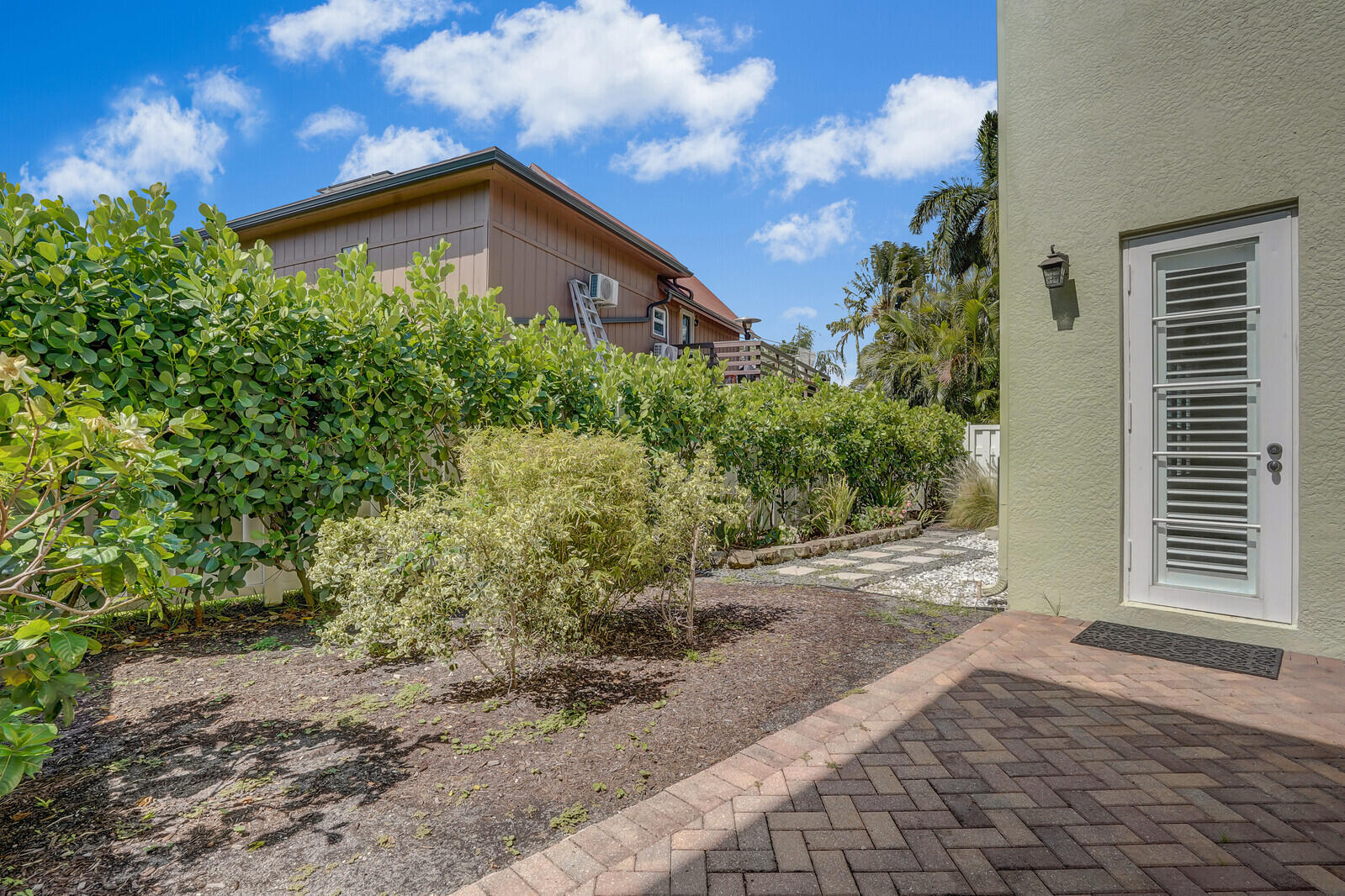 138 Via Palma Lane