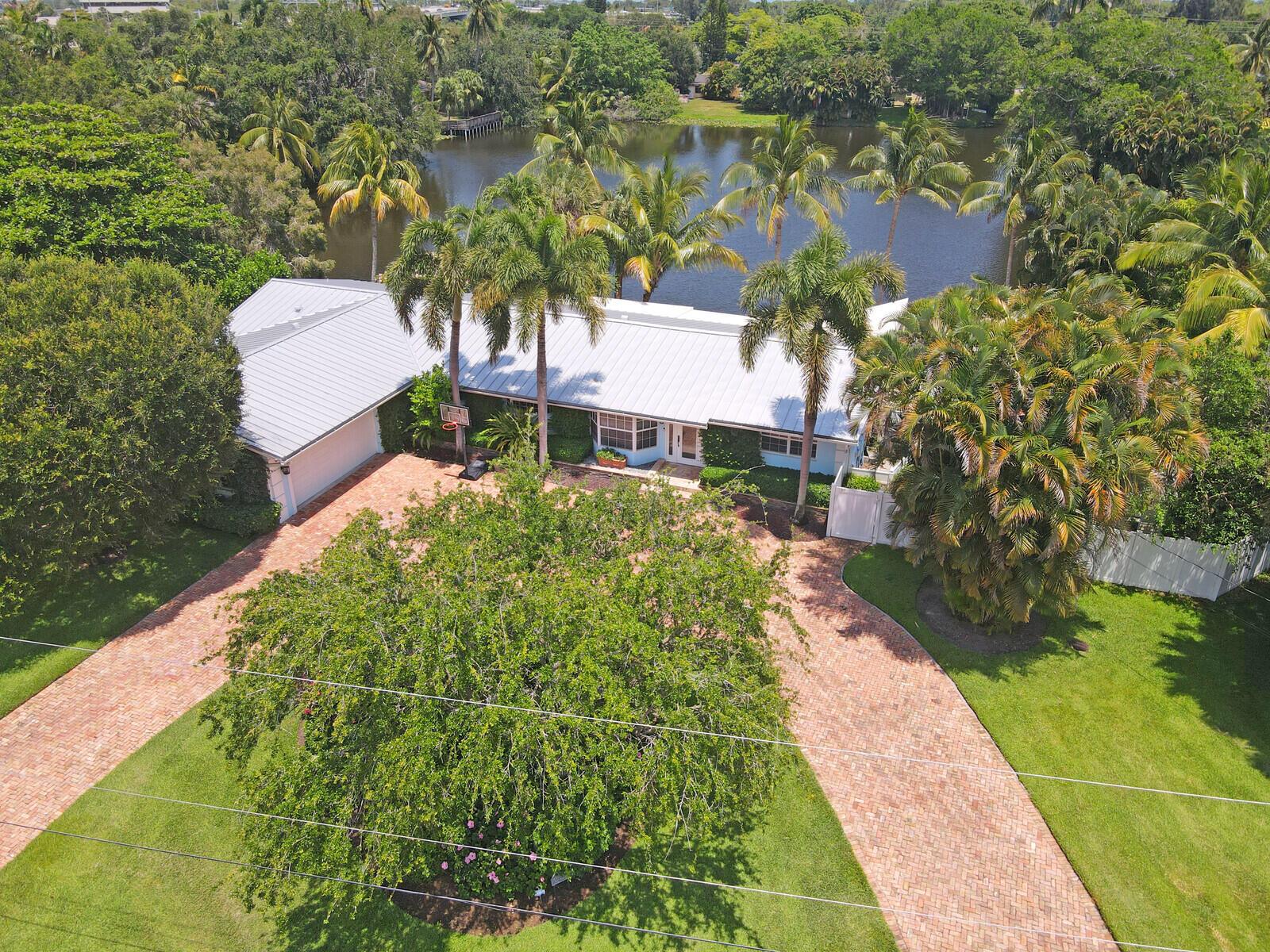 4040 Gem Lake Drive