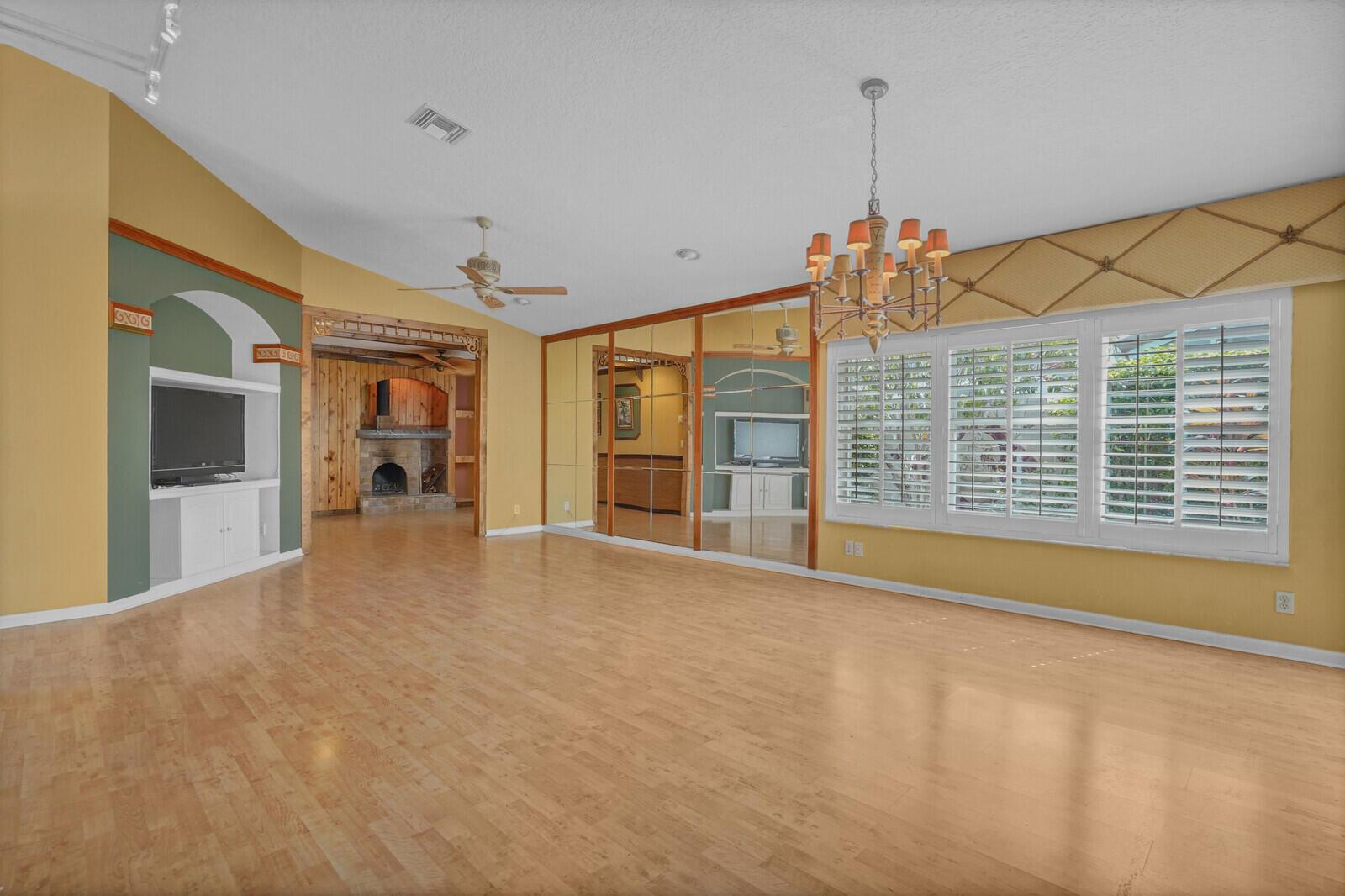 7158 Foxworth Court