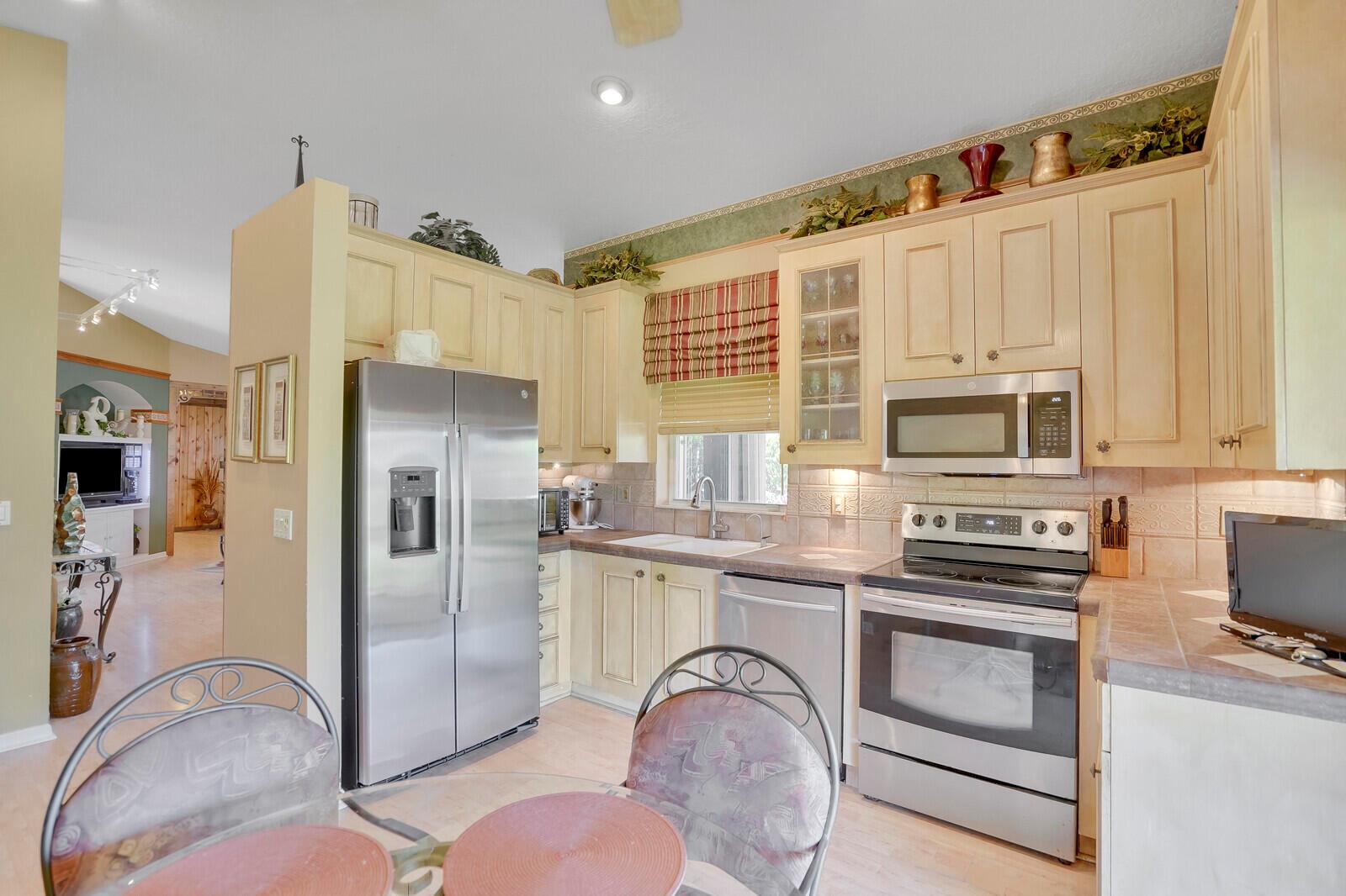 7158 Foxworth Court