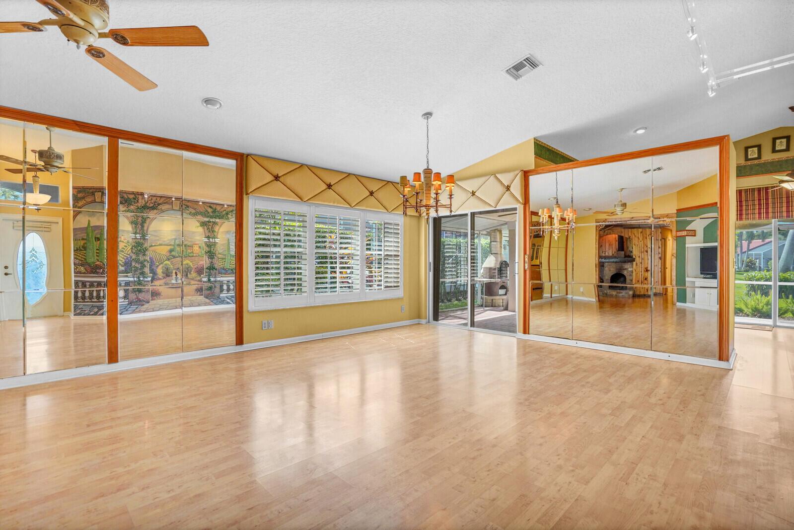 7158 Foxworth Court