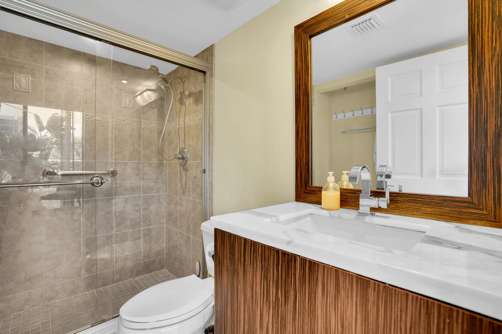 2687 N Ocean Boulevard G105