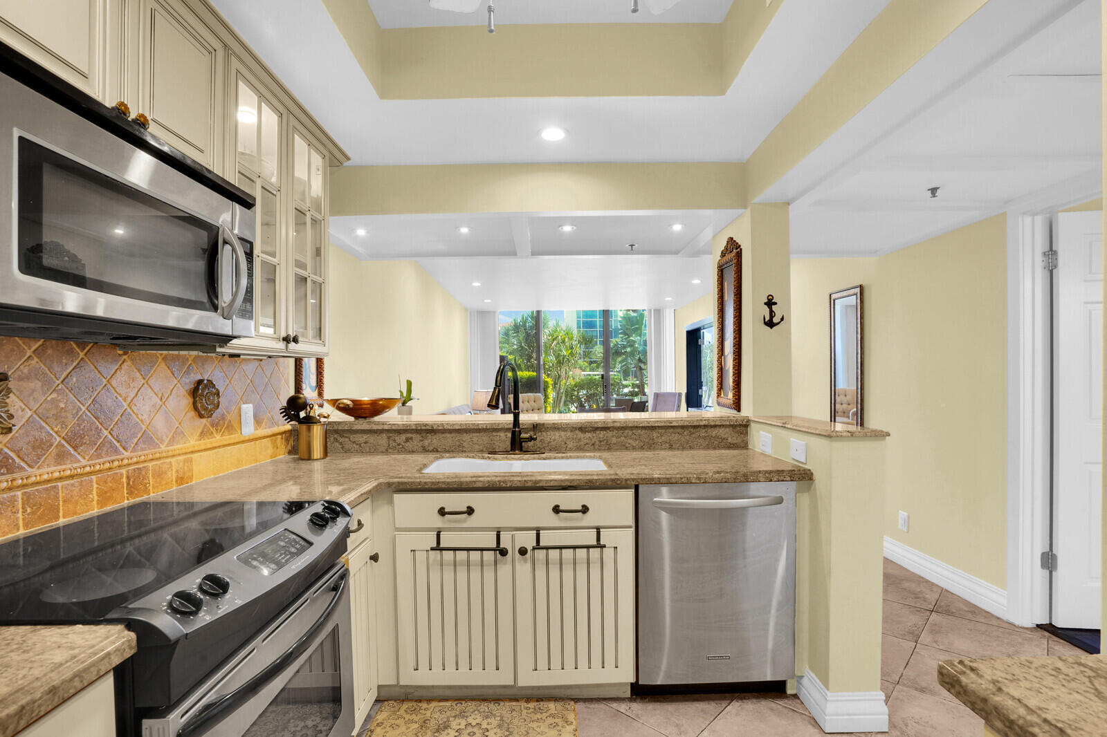 2687 N Ocean Boulevard G105