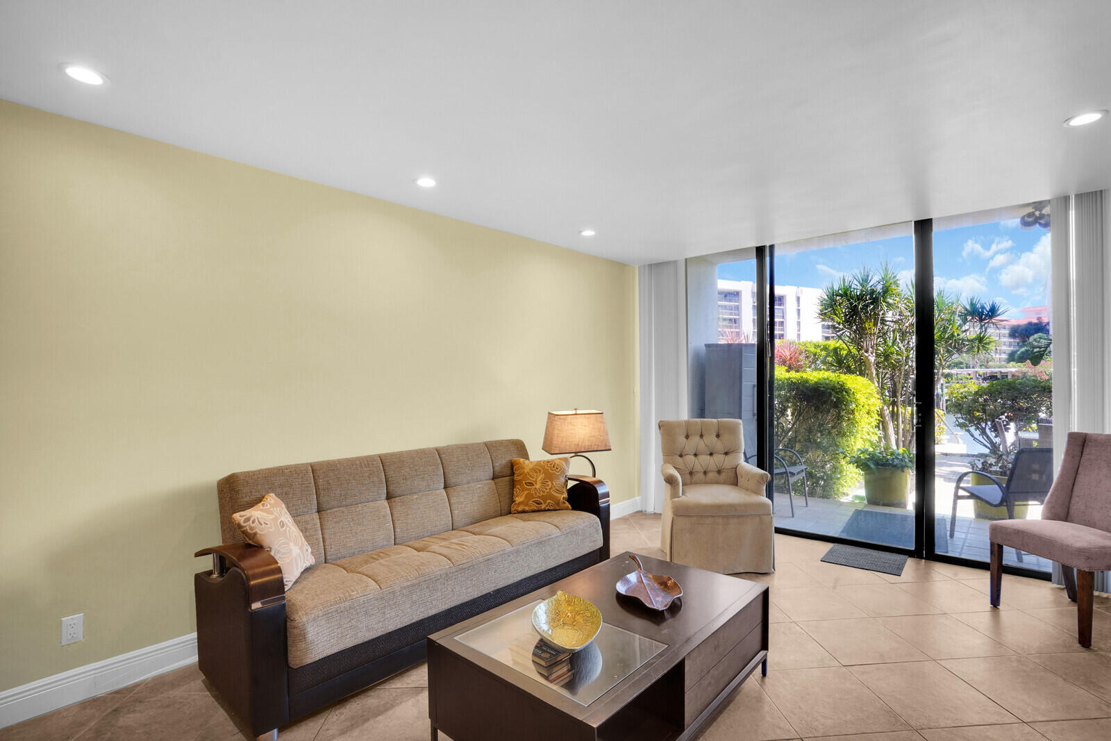 2687 N Ocean Boulevard G105