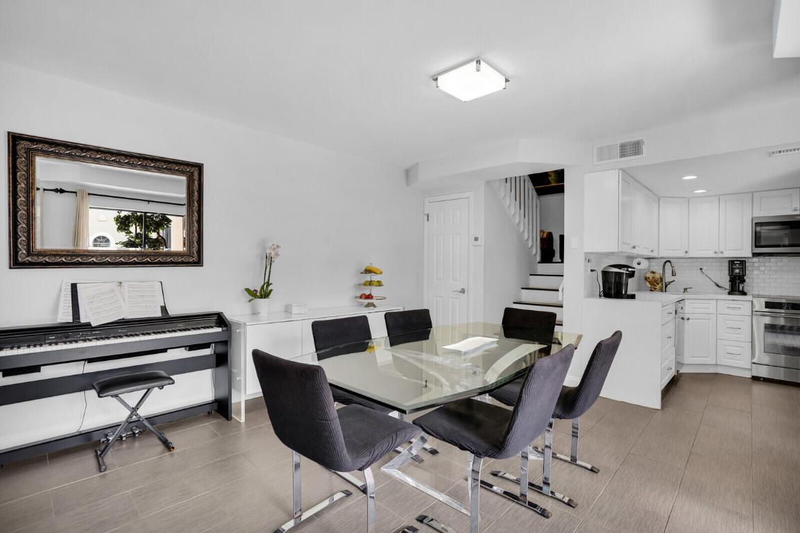 8291 Thames Boulevard C