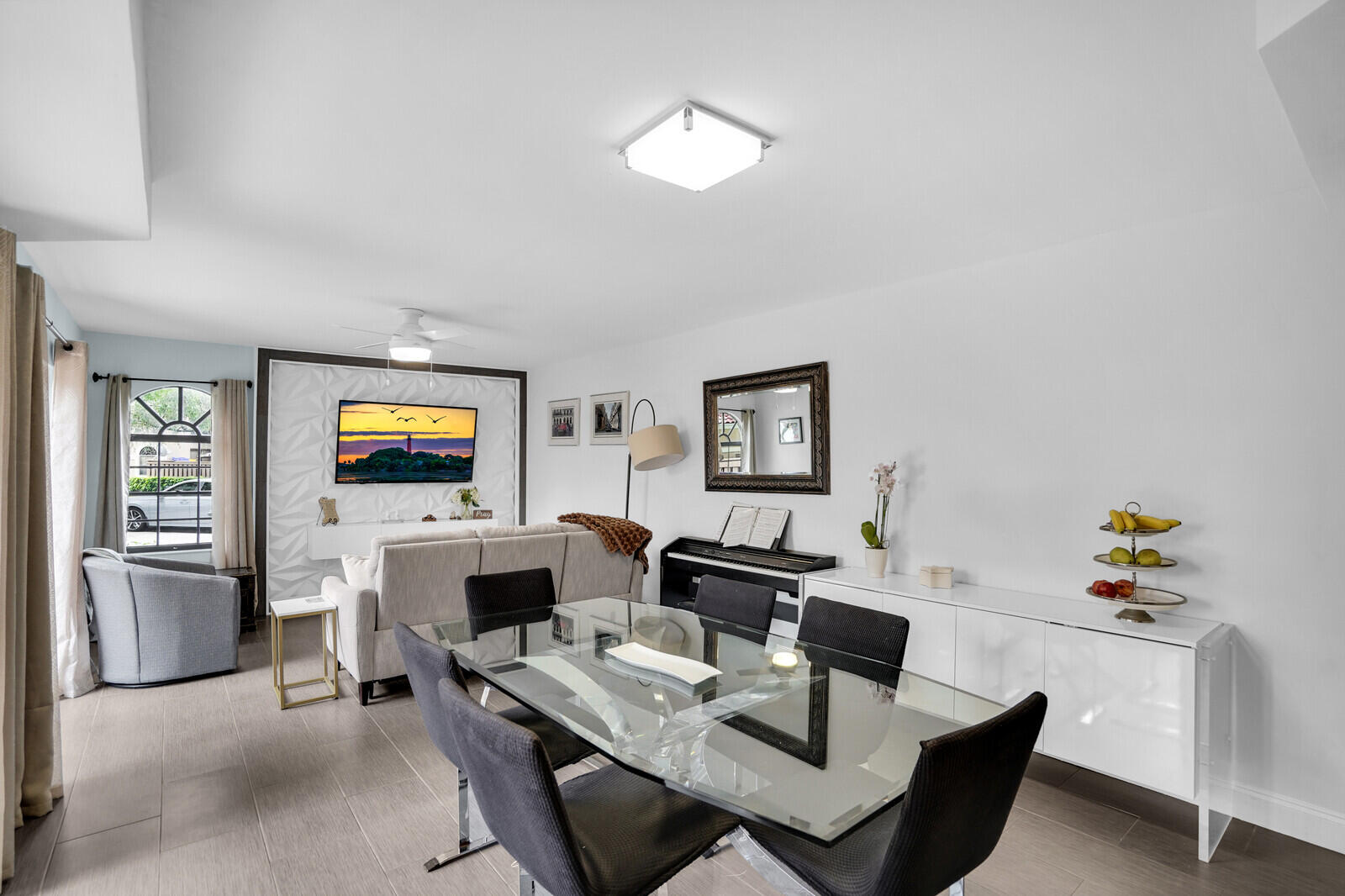 8291 Thames Boulevard C