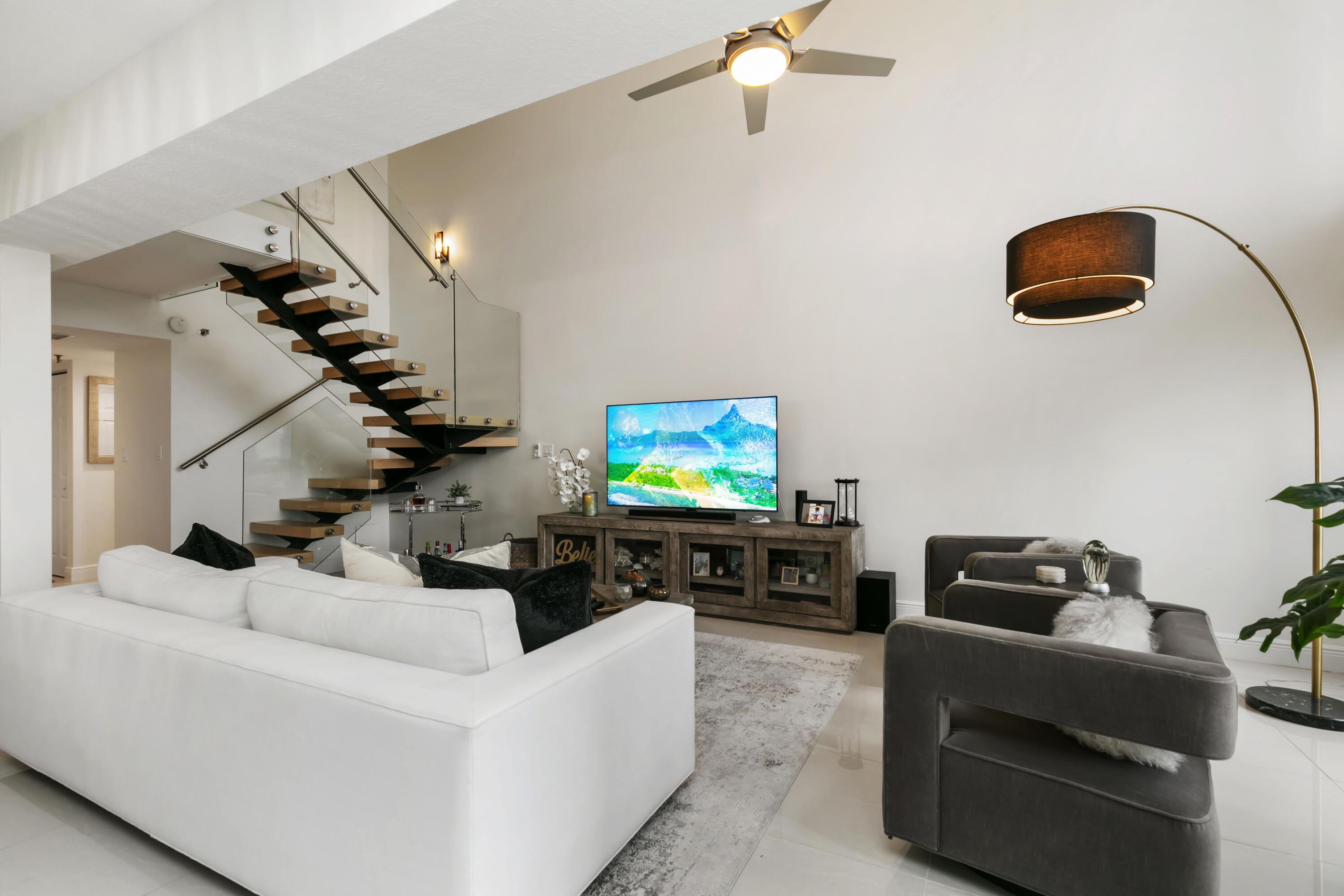 665 SE 21st Avenue 104