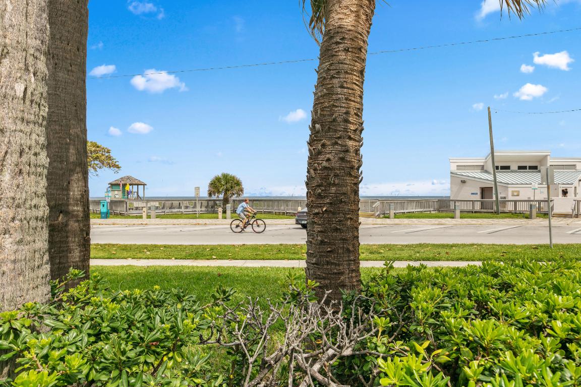 665 SE 21st Avenue 104