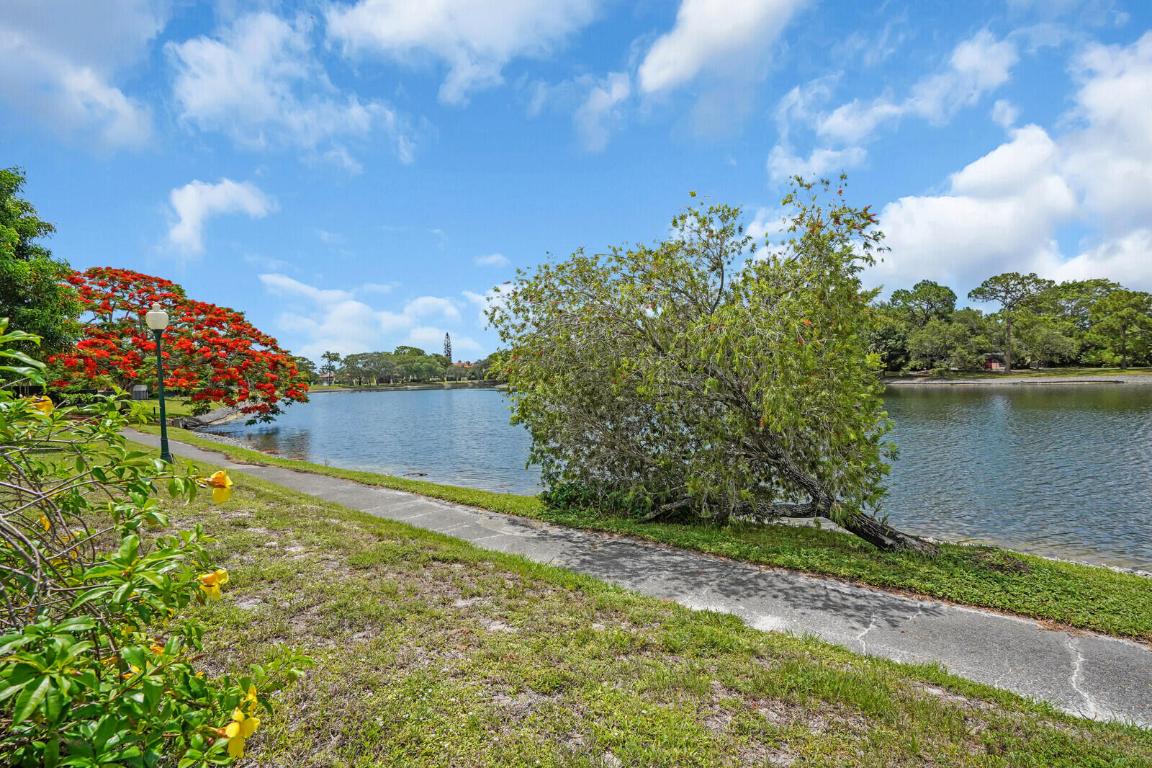 6526 Sweet Maple Lane