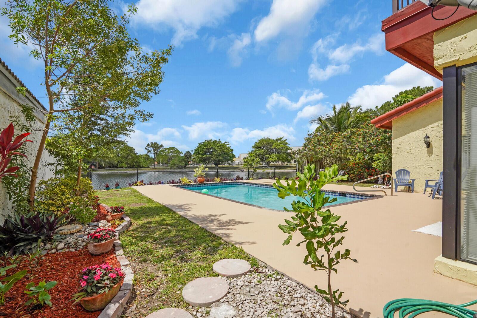 6526 Sweet Maple Lane