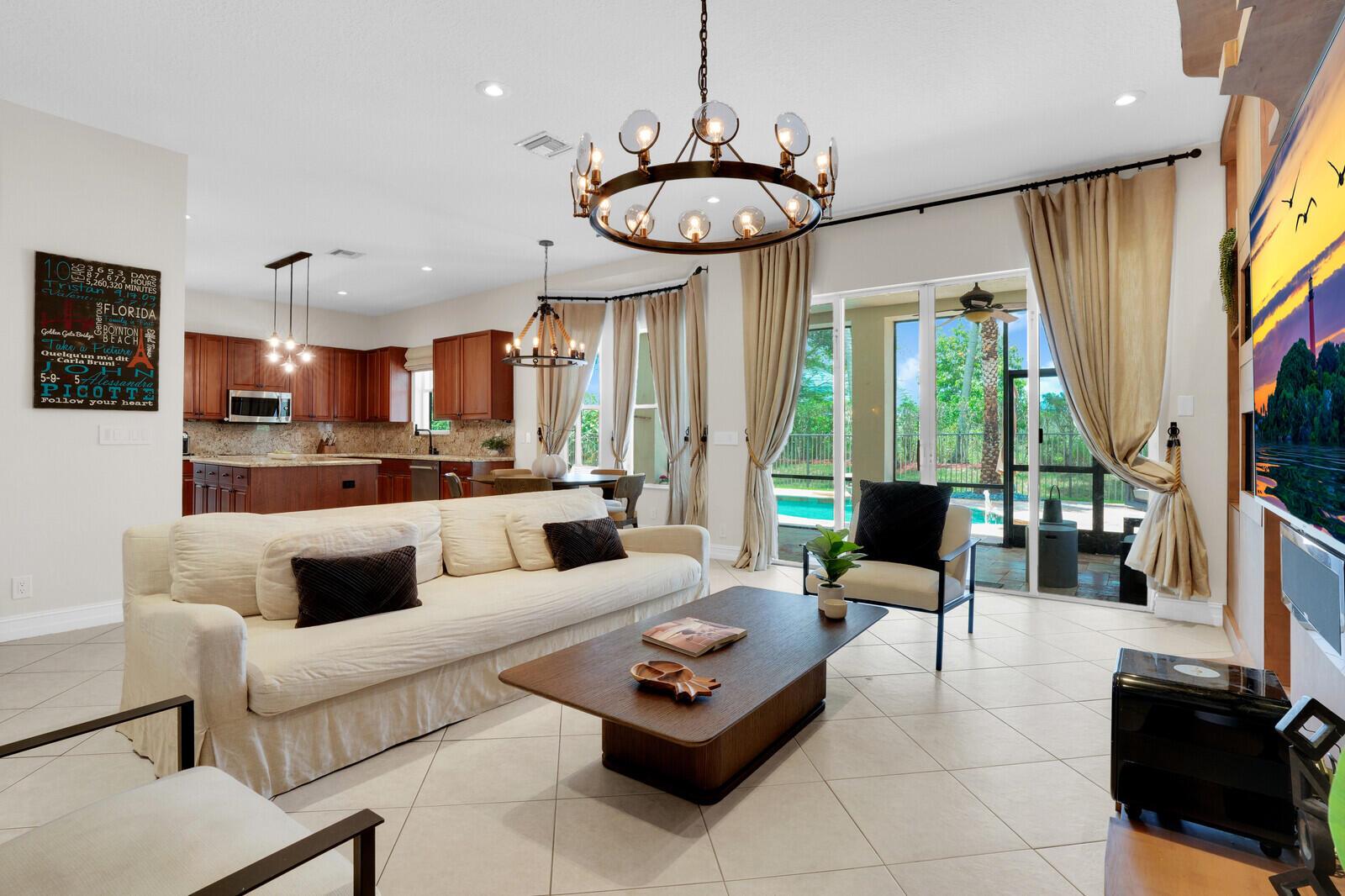 8728 Cobblestone Point Circle