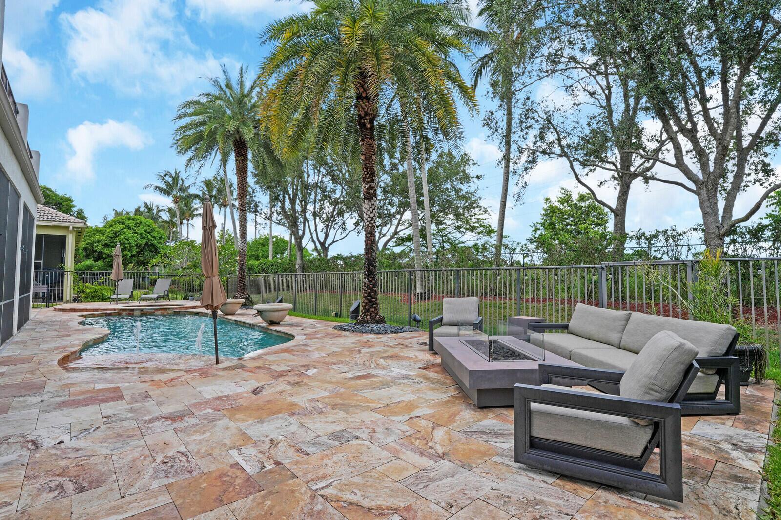 8728 Cobblestone Point Circle