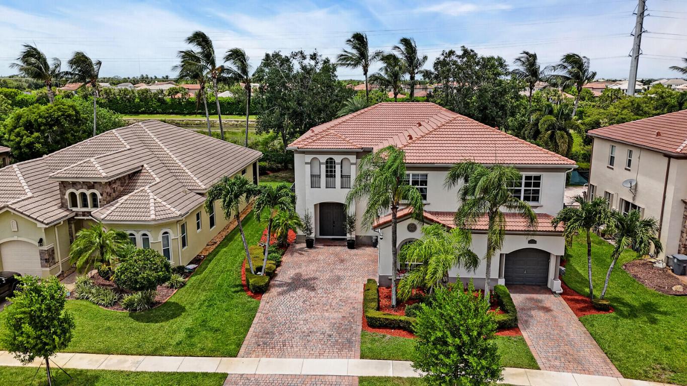 8728 Cobblestone Point Circle