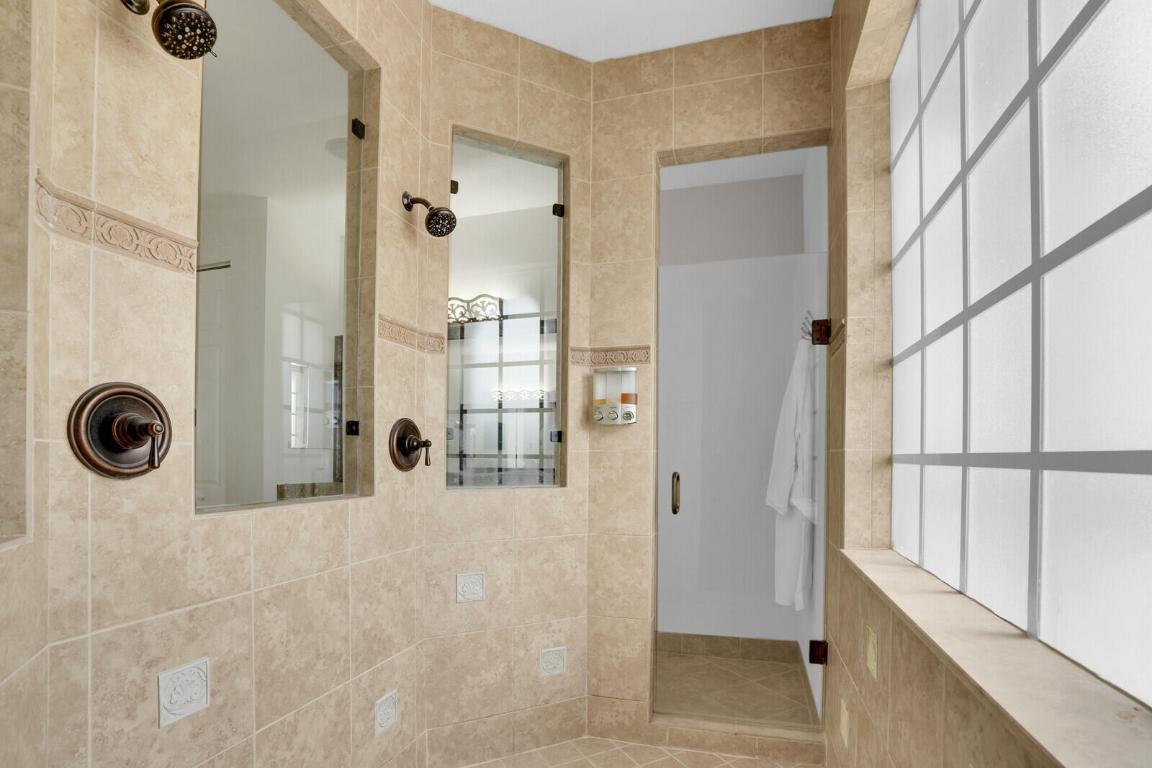 8728 Cobblestone Point Circle