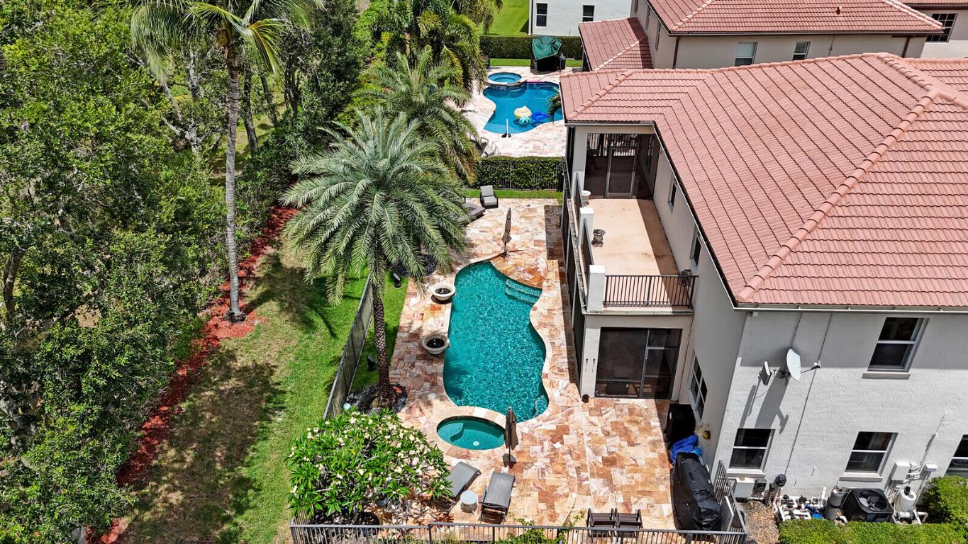 8728 Cobblestone Point Circle