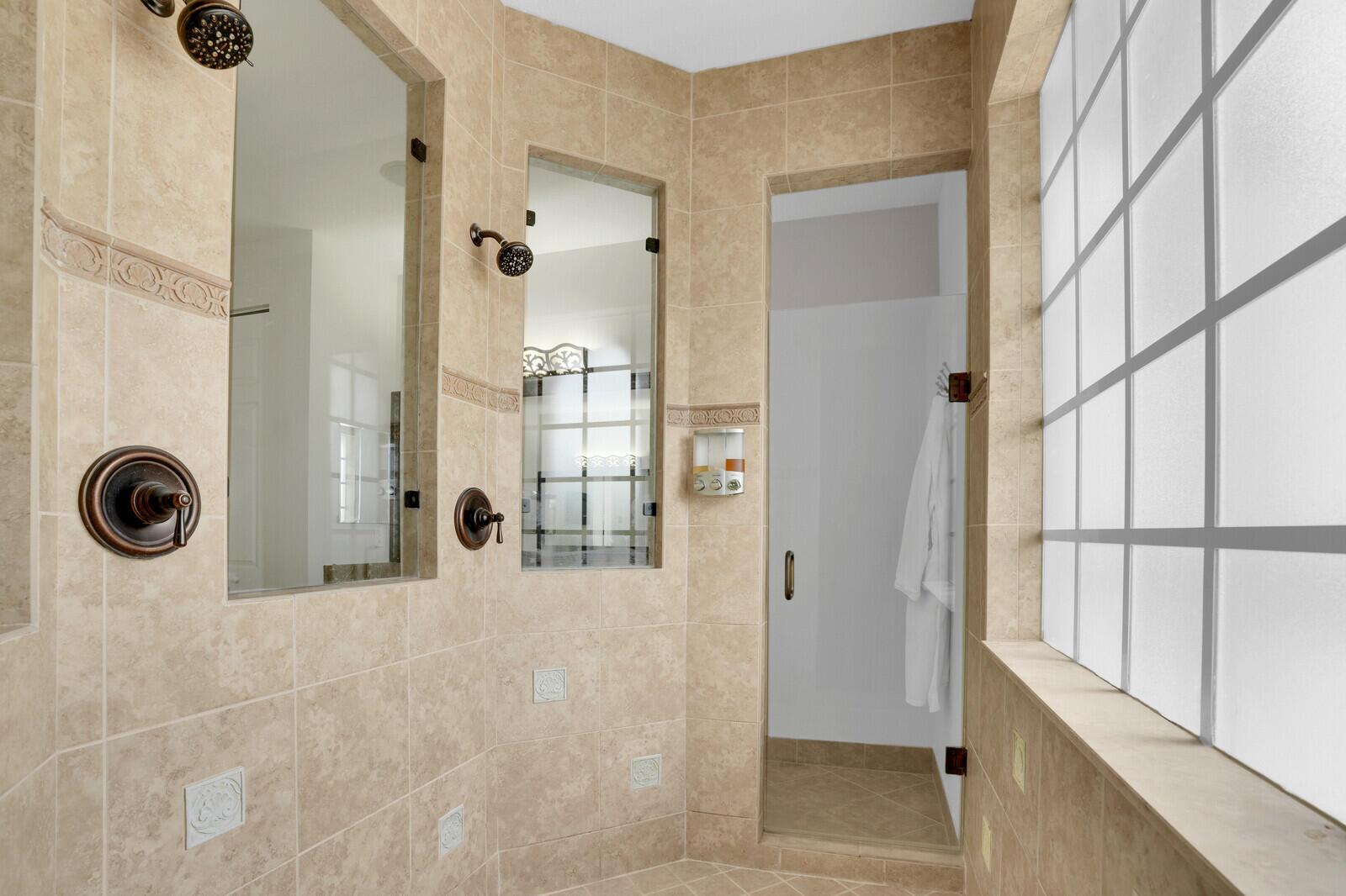 8728 Cobblestone Point Circle