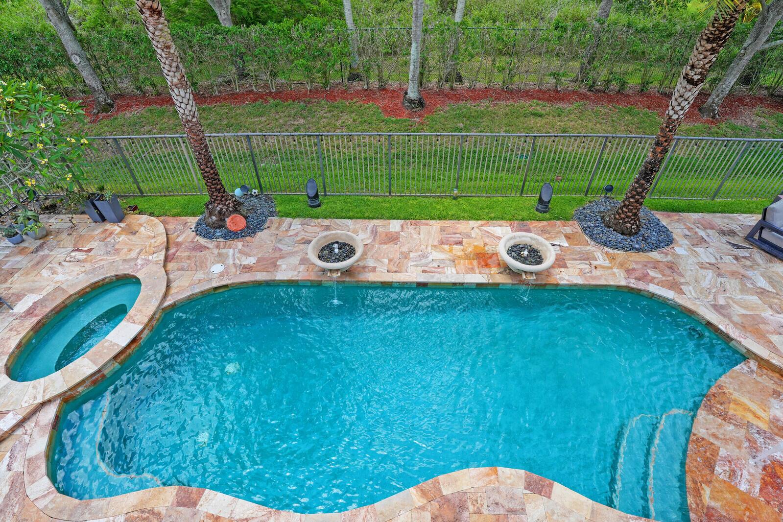 8728 Cobblestone Point Circle