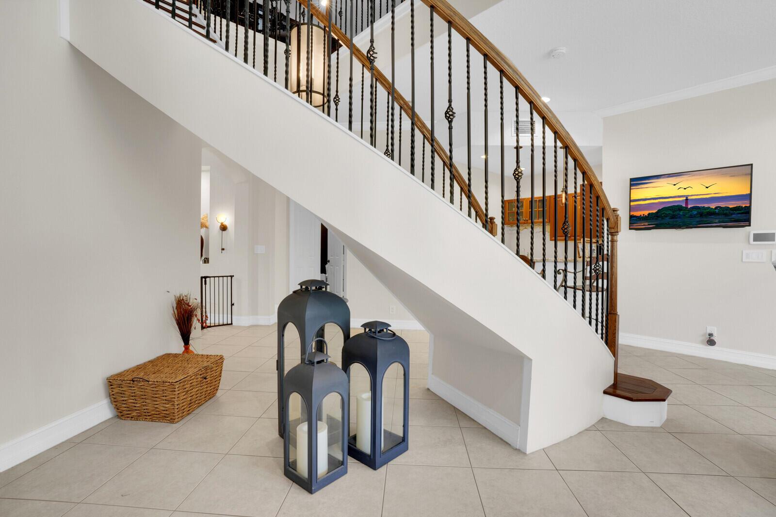 8728 Cobblestone Point Circle