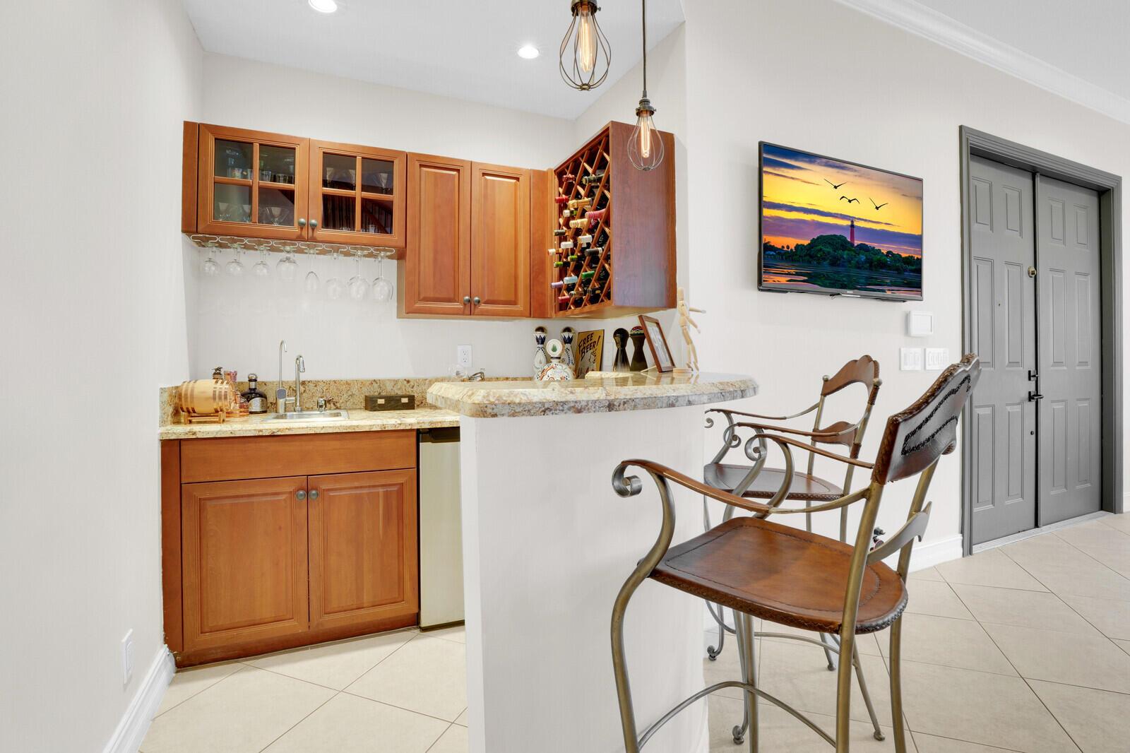 8728 Cobblestone Point Circle