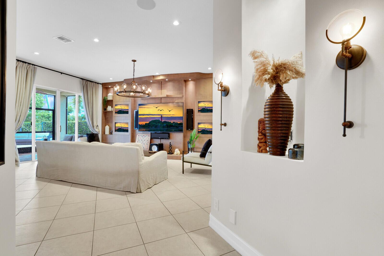 8728 Cobblestone Point Circle