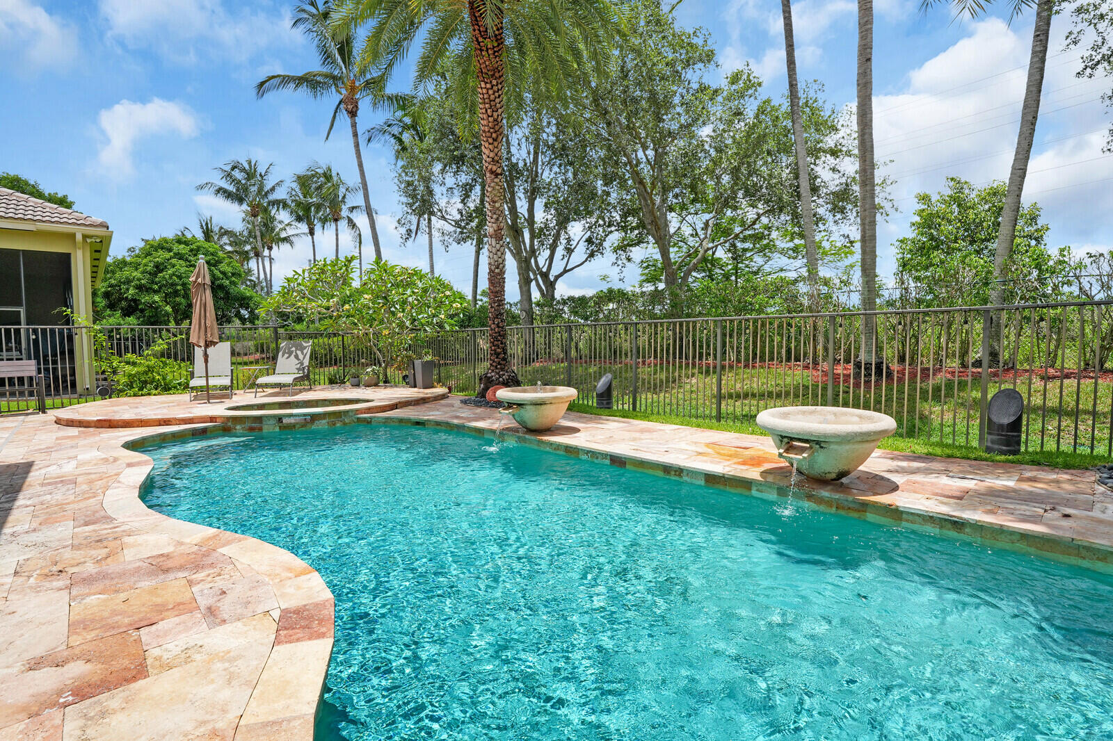 8728 Cobblestone Point Circle