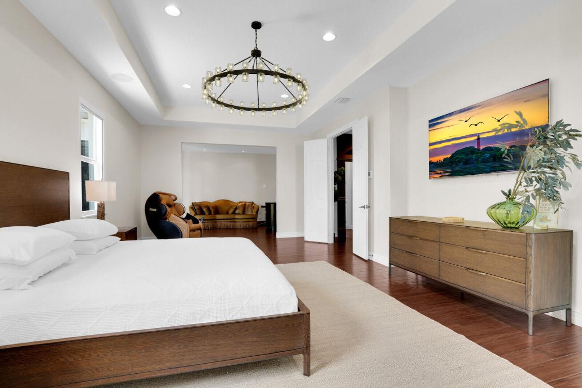 8728 Cobblestone Point Circle