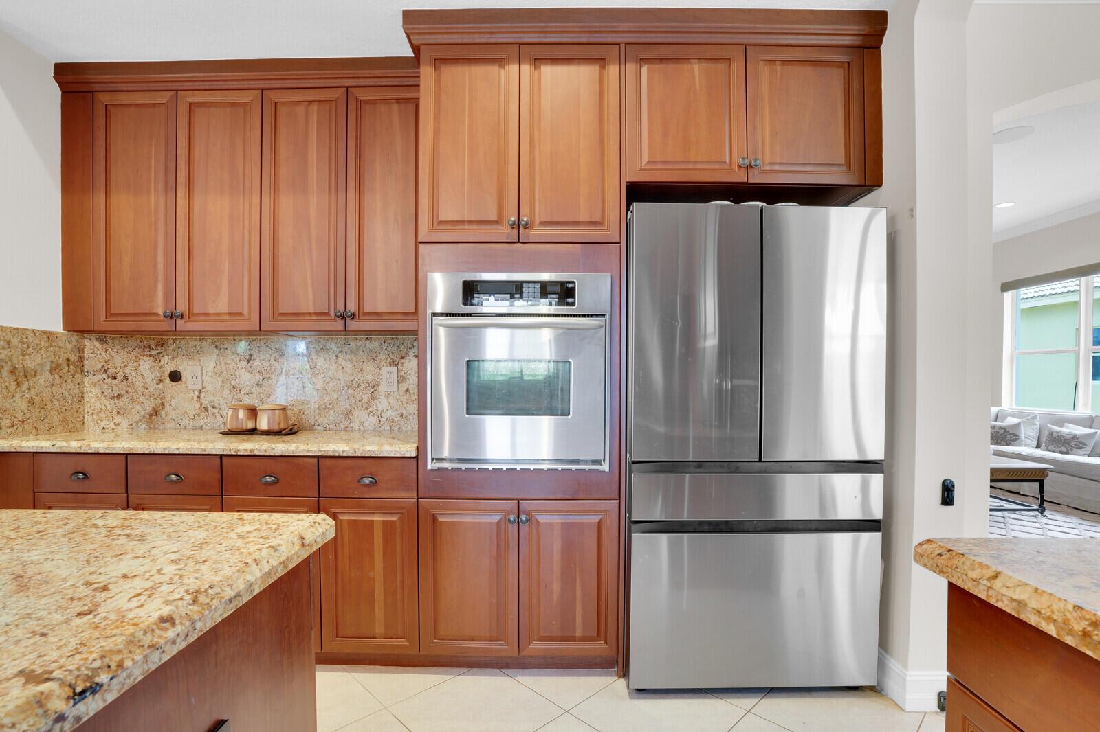 8728 Cobblestone Point Circle