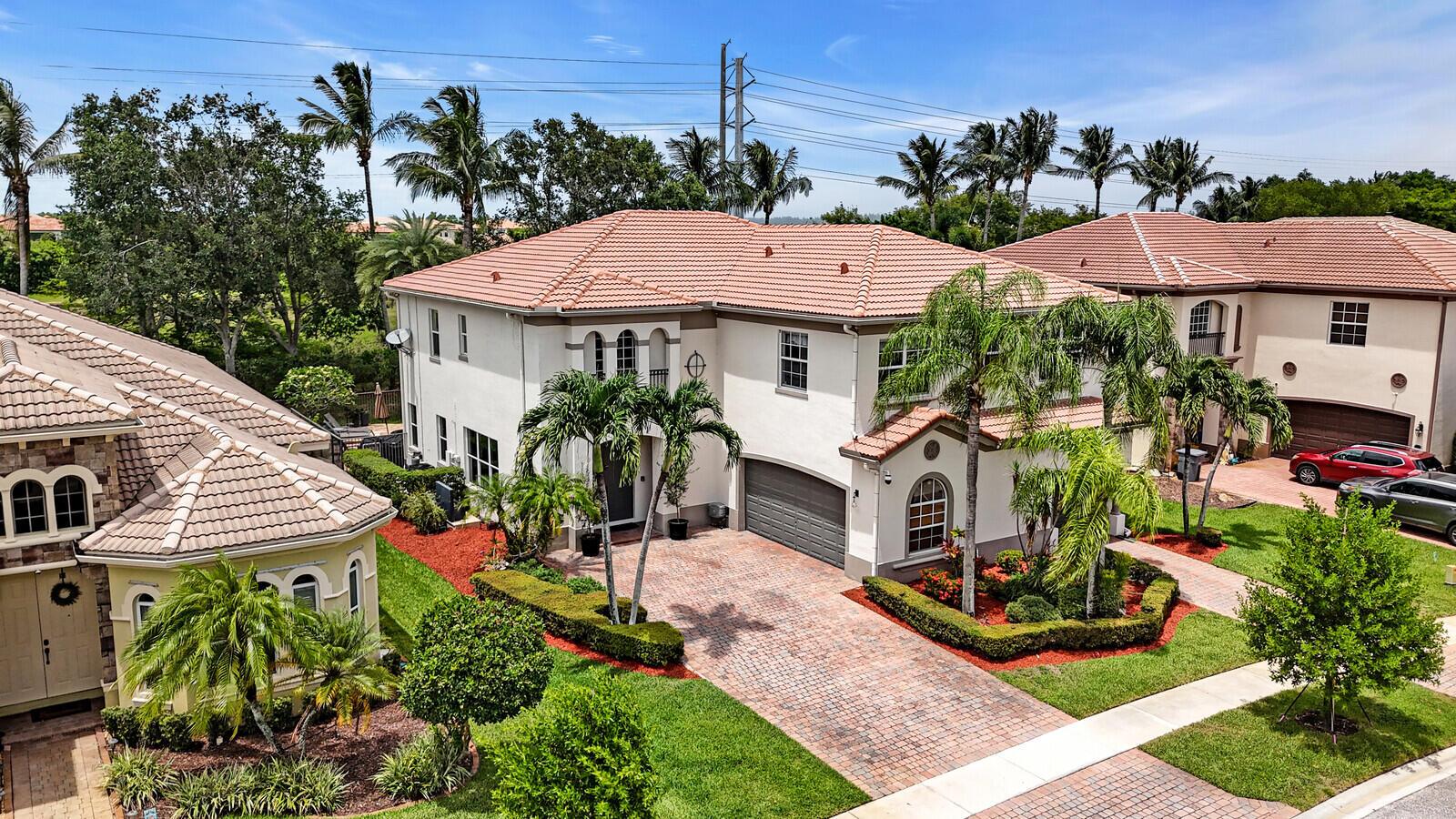 8728 Cobblestone Point Circle