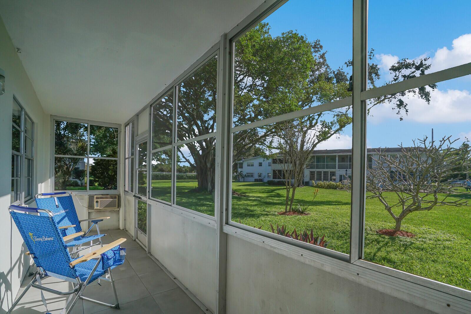 316 Farnham P