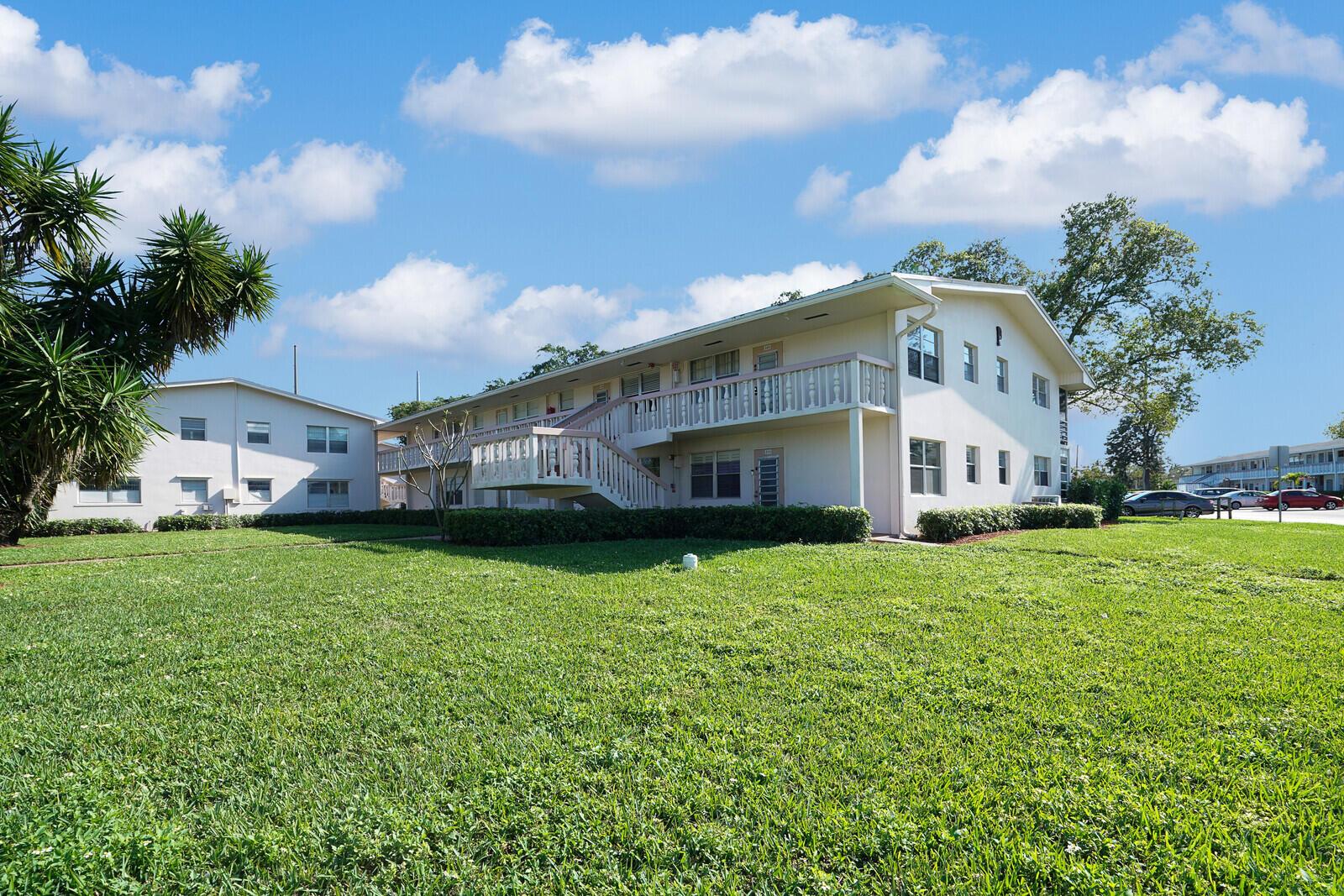 316 Farnham P