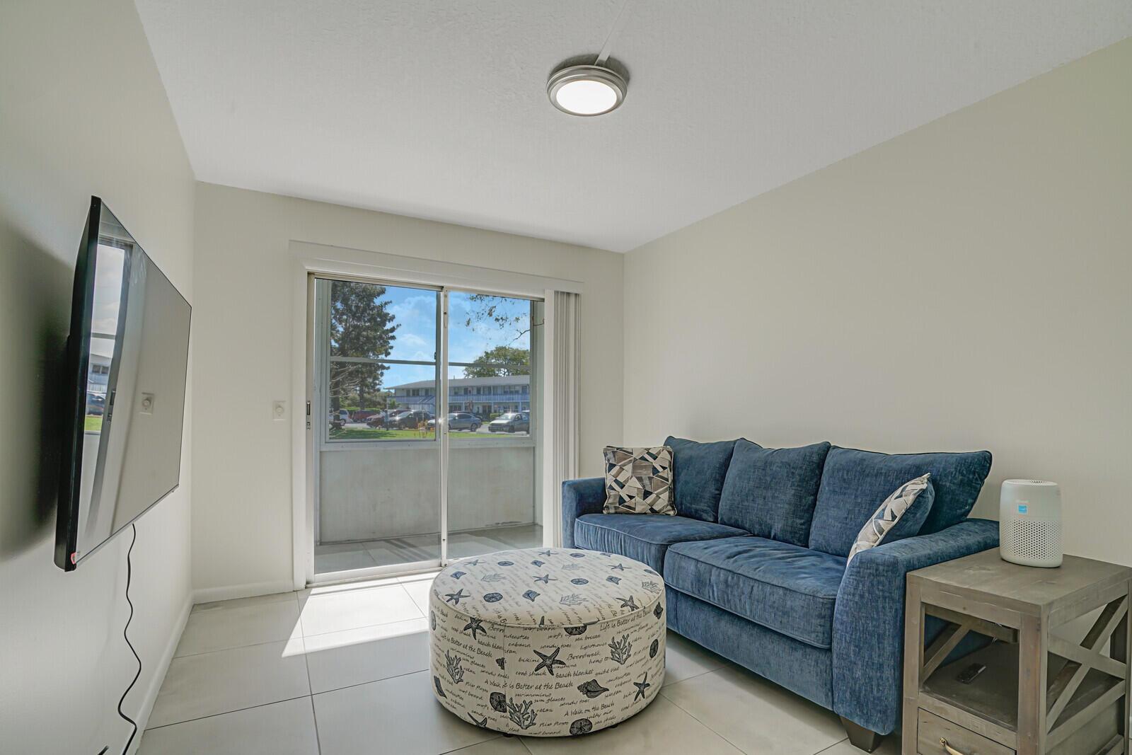 316 Farnham P
