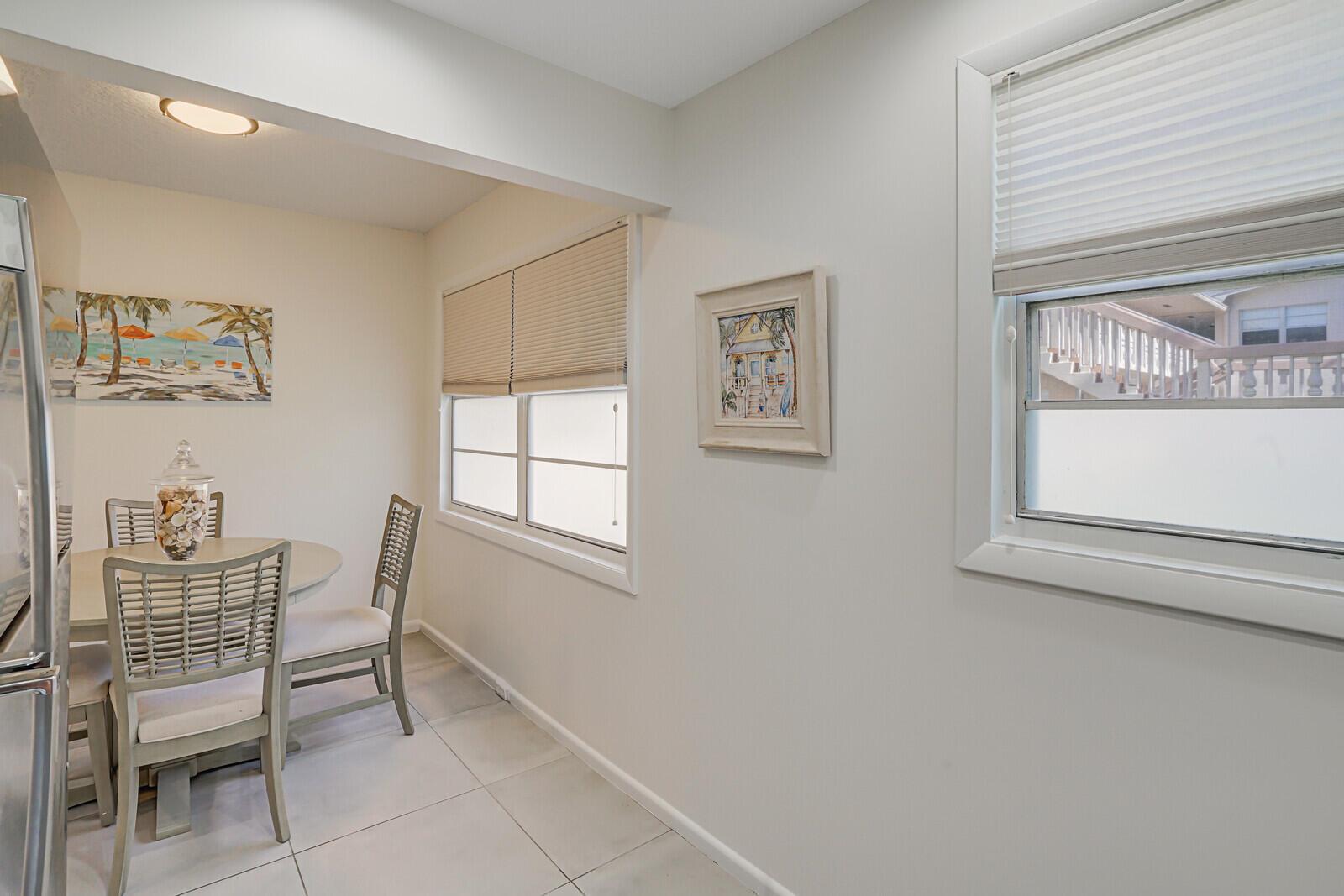 316 Farnham P