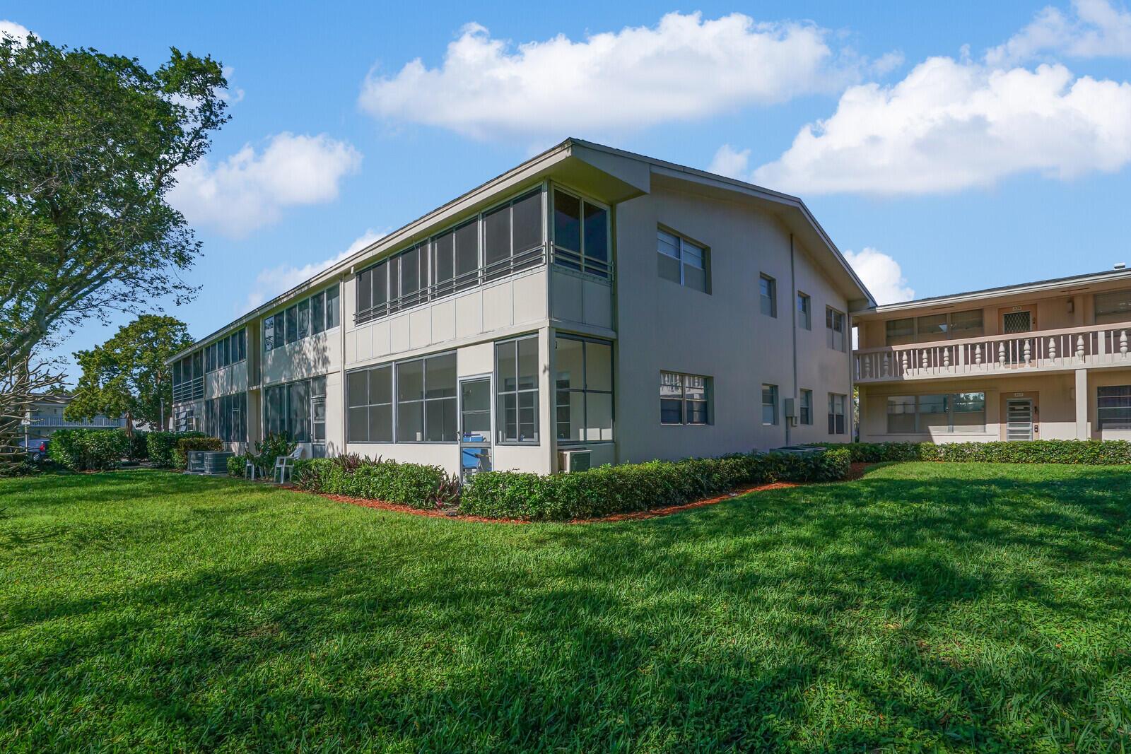 316 Farnham P
