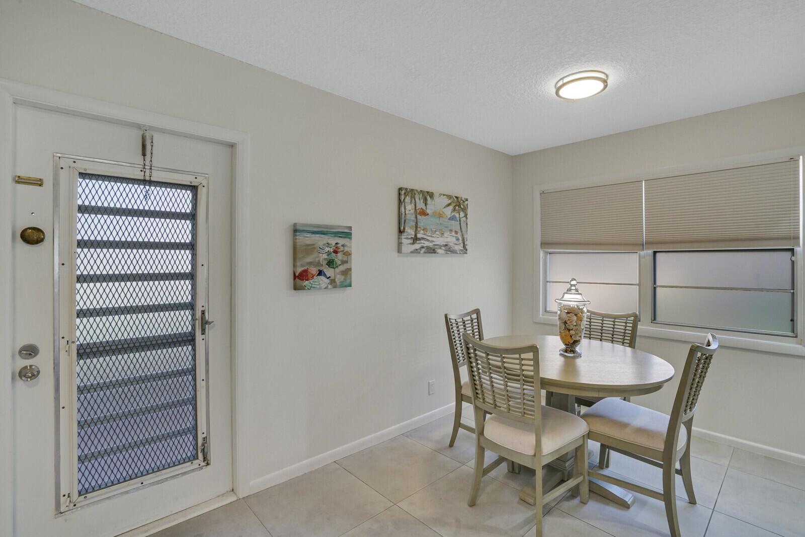 316 Farnham P