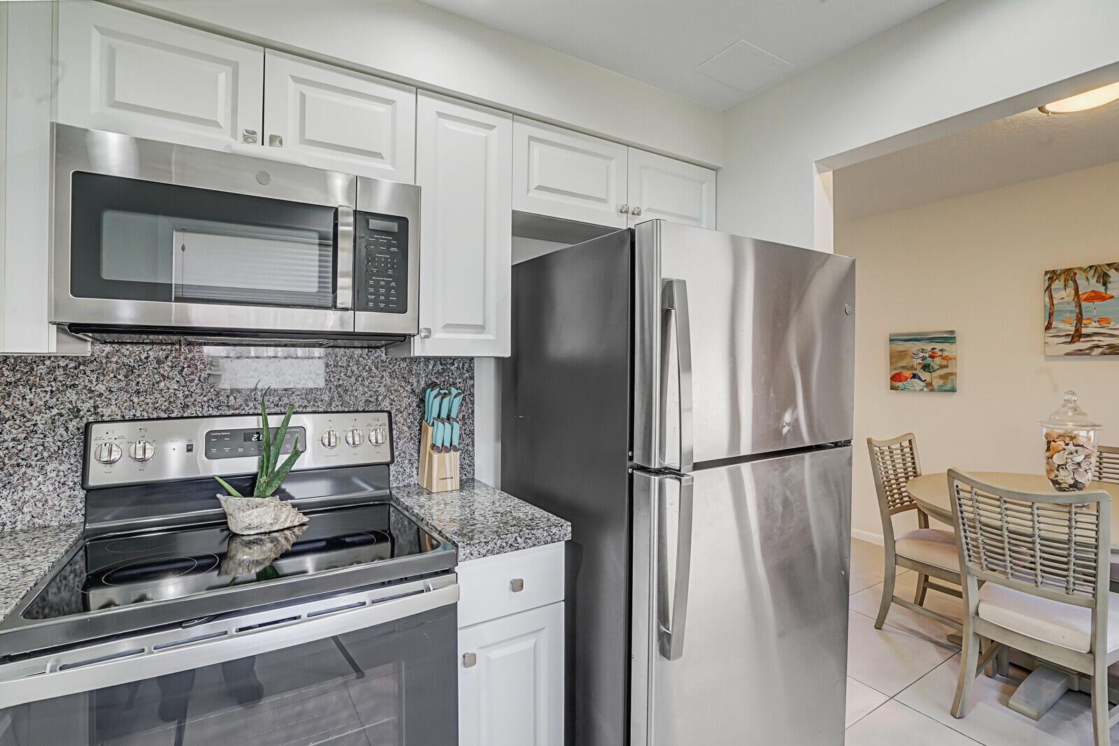 316 Farnham P
