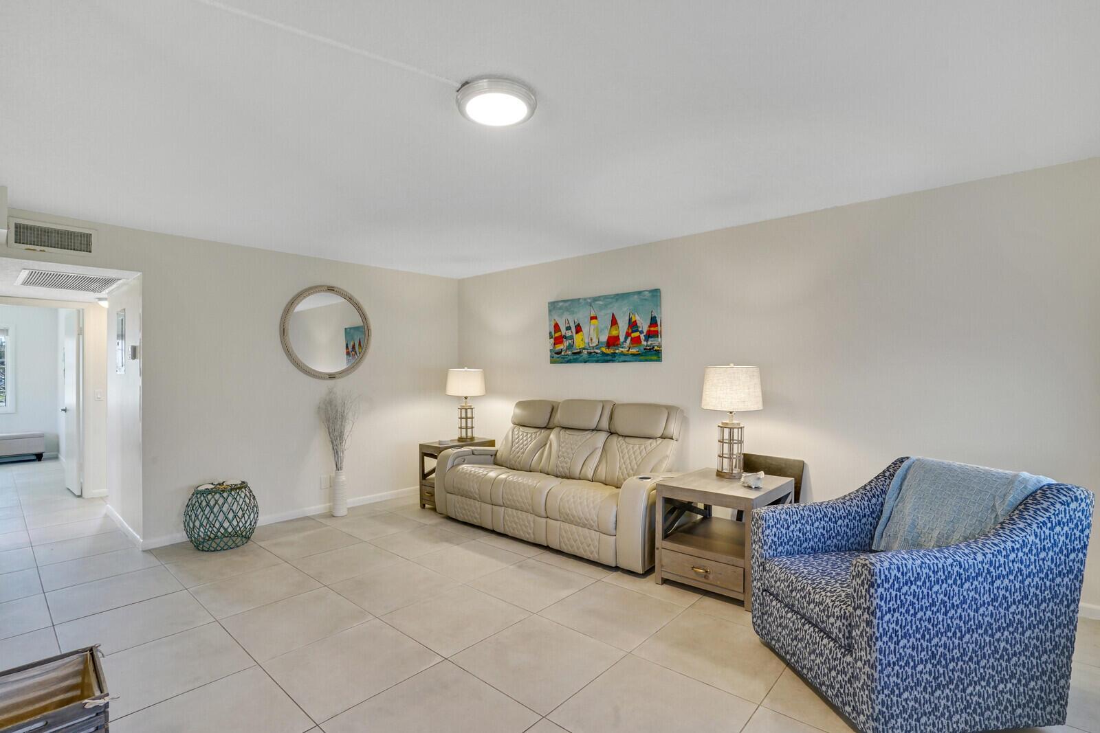316 Farnham P