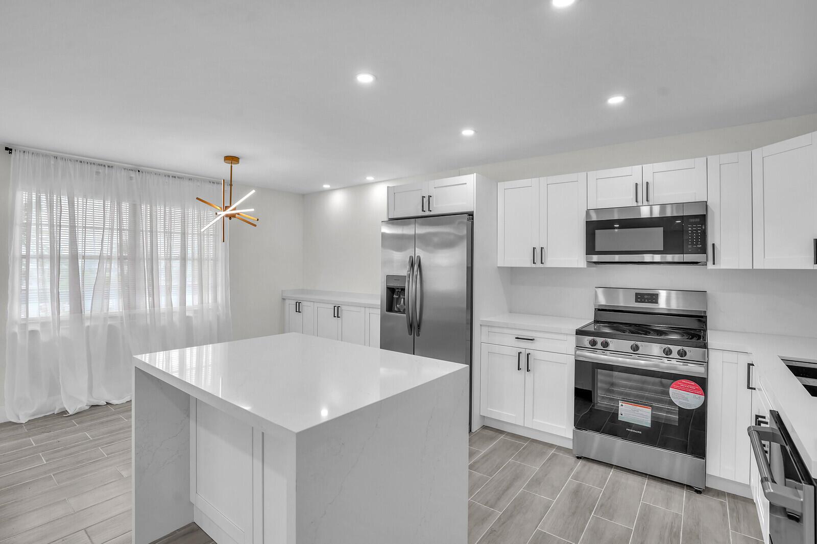 4014 Yarmouth A