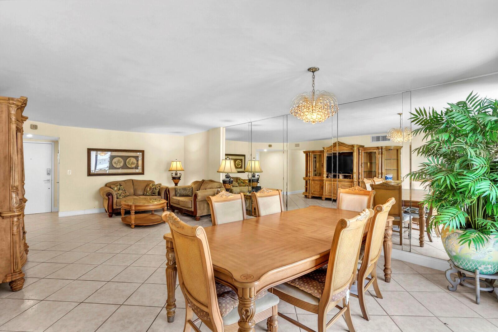 1000 S Ocean Boulevard 17b