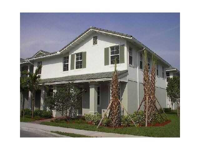 1052 NW 18th Avenue