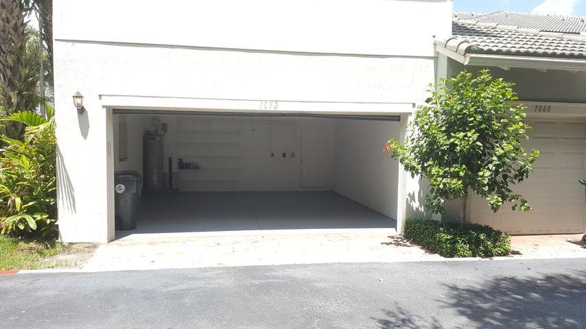 1052 NW 18th Avenue