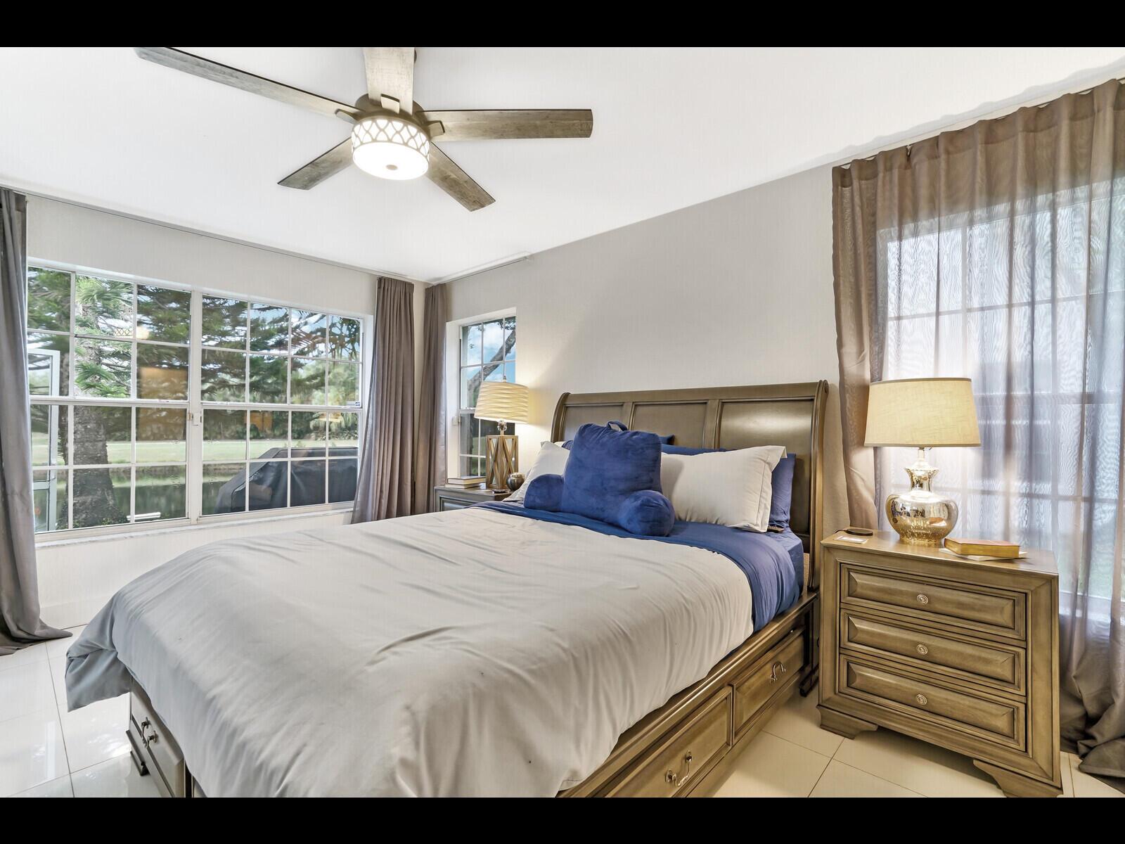 17052 Boca Club Boulevard 6