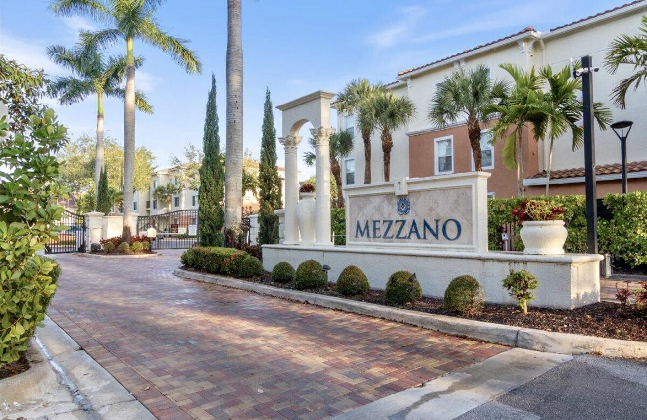 9857 Baywinds Drive #9206