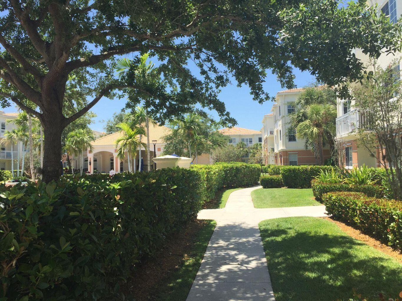 9857 Baywinds Drive #9206